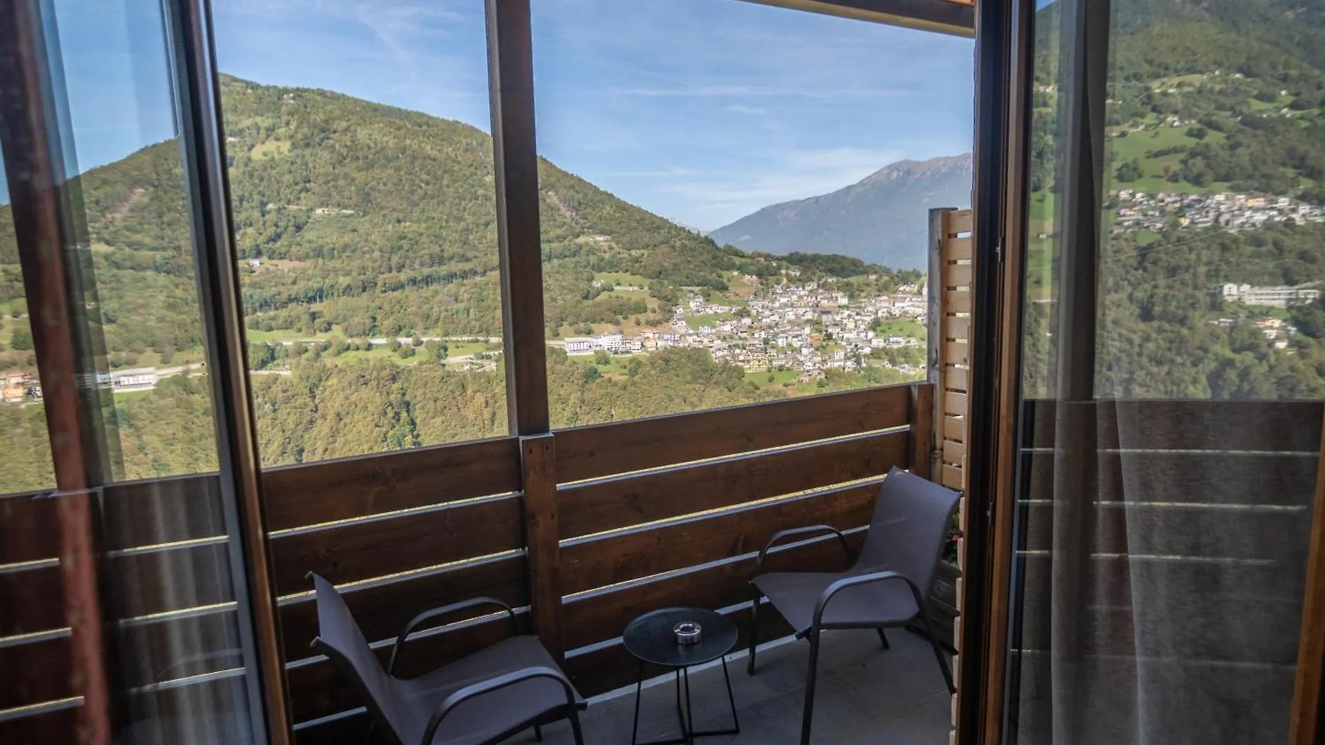 Hotel Una Finestra Sulle Alpi Bema